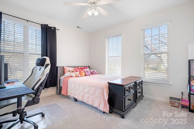 18605 Ruffner Drive 2F, Cornelius, NC 28031