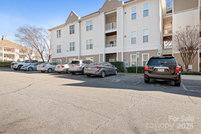 18605 Ruffner Drive 2F, Cornelius, NC 28031