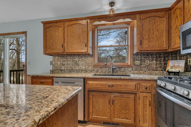 31325 Larkspur Lane, Avon, MN 56310