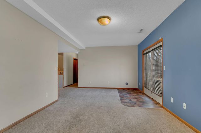 31325 Larkspur Lane, Avon, MN 56310