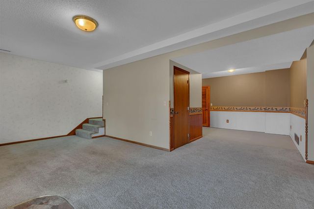 31325 Larkspur Lane, Avon, MN 56310