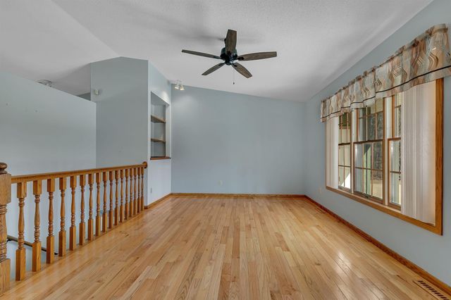 31325 Larkspur Lane, Avon, MN 56310