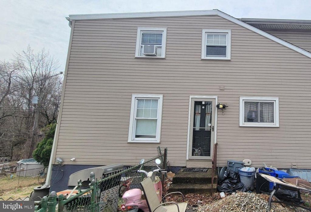 545 E WINONA AVE E, NORWOOD, PA 19074 — exterior