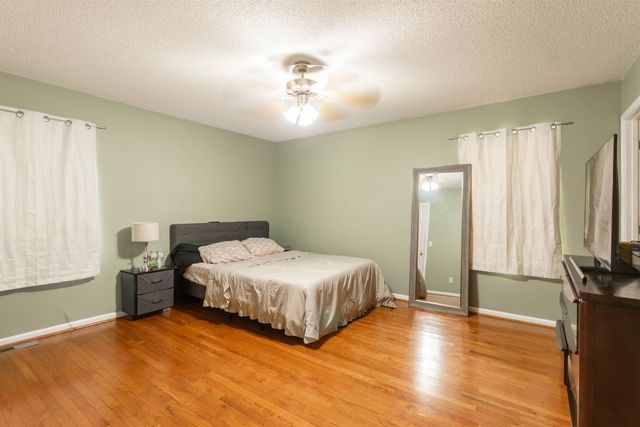 132 HIGH MEADOWS Lane, Greer, SC 29651