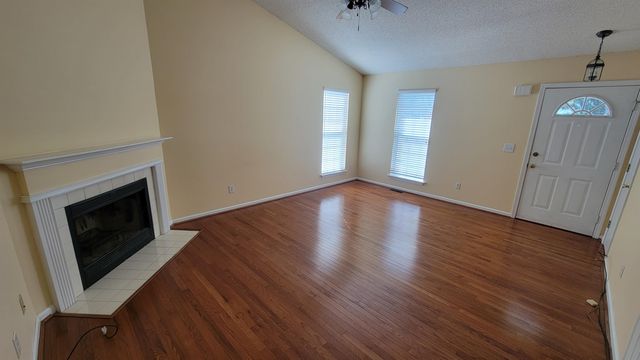 132 HIGH MEADOWS Lane, Greer, SC 29651