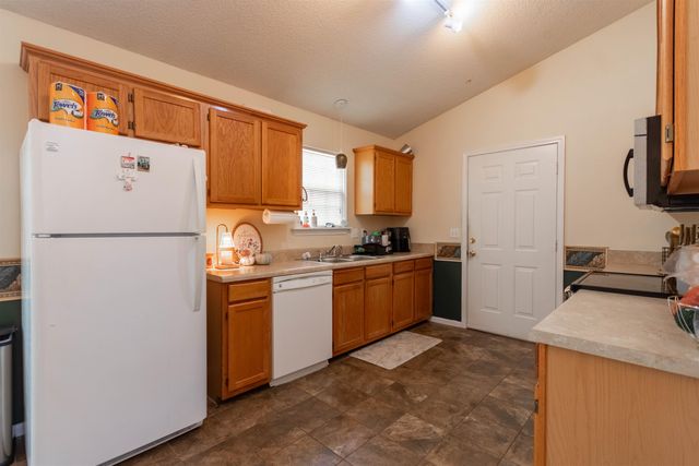 132 HIGH MEADOWS Lane, Greer, SC 29651