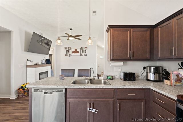 8002 Kismet Drive, Charlestown, IN 47111