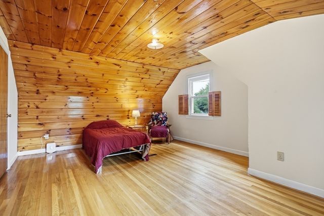 6 Devine Rd, Randolph, MA 02368