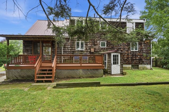 6 Devine Rd, Randolph, MA 02368