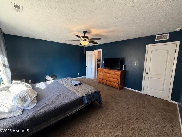 6662 Brookshire Street, Fayetteville, NC 28314