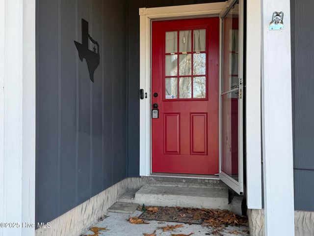 6662 Brookshire Street, Fayetteville, NC 28314