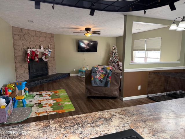 6662 Brookshire Street, Fayetteville, NC 28314