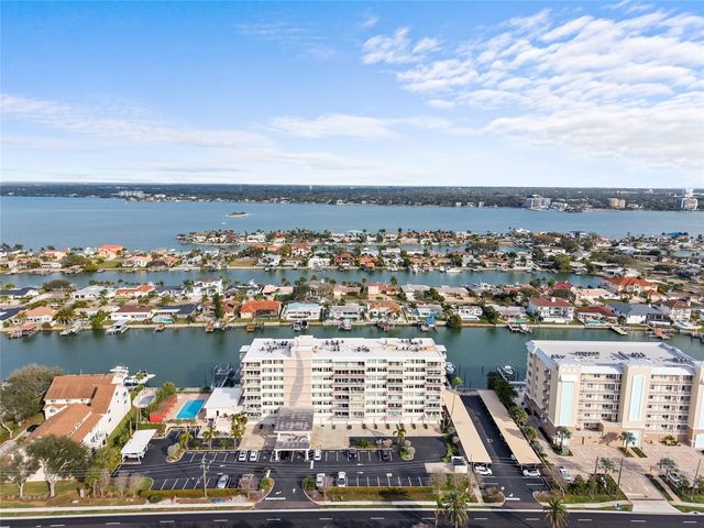 223 ISLAND WAY 5E, Clearwater Beach, FL 33767