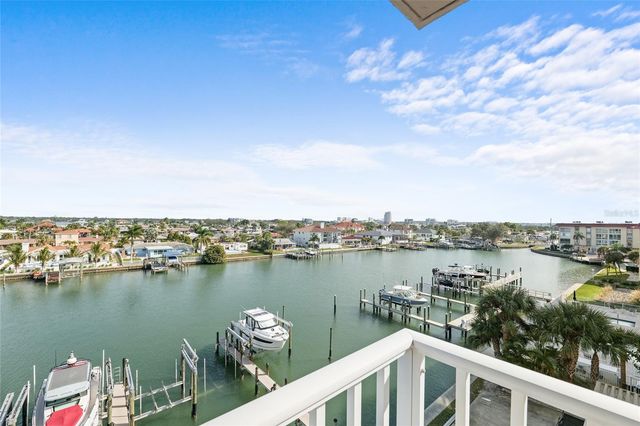 223 ISLAND WAY 5E, Clearwater Beach, FL 33767