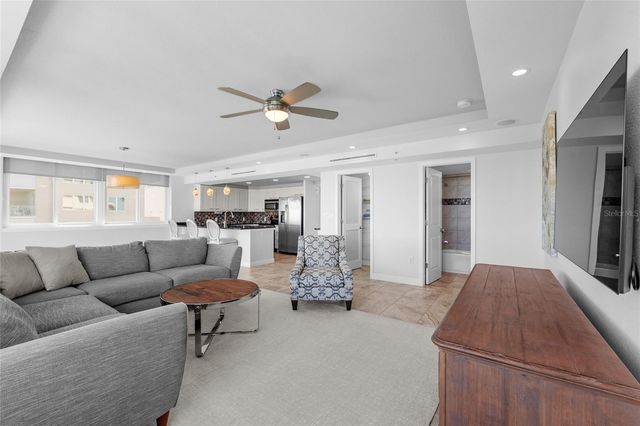 223 ISLAND WAY 5E, Clearwater Beach, FL 33767