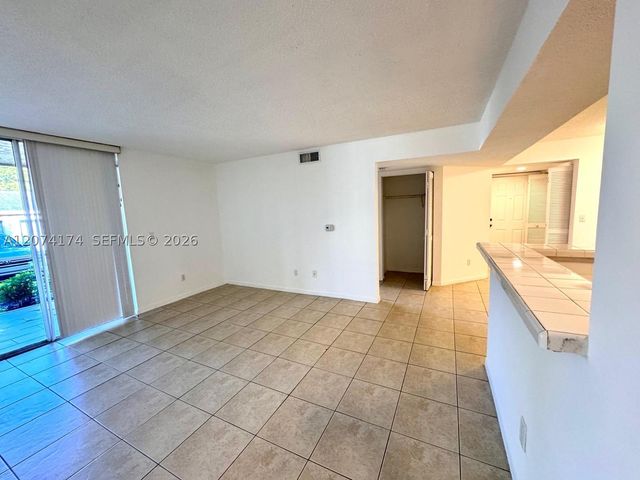4045 W Mcnab Rd G106, Pompano Beach, FL 33069