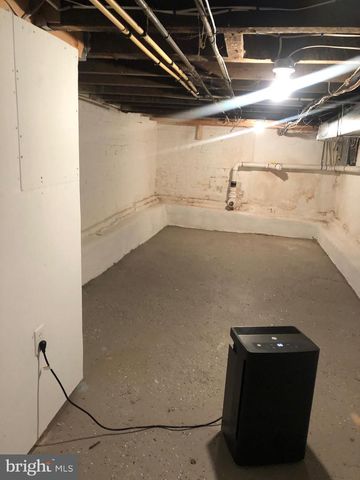 2123 E CHASE ST, Baltimore, MD 21213