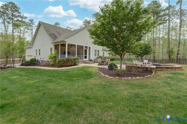 14224 Green Grove Ct, Montpelier, VA 23192