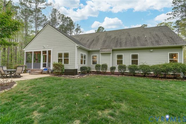 14224 Green Grove Ct, Montpelier, VA 23192