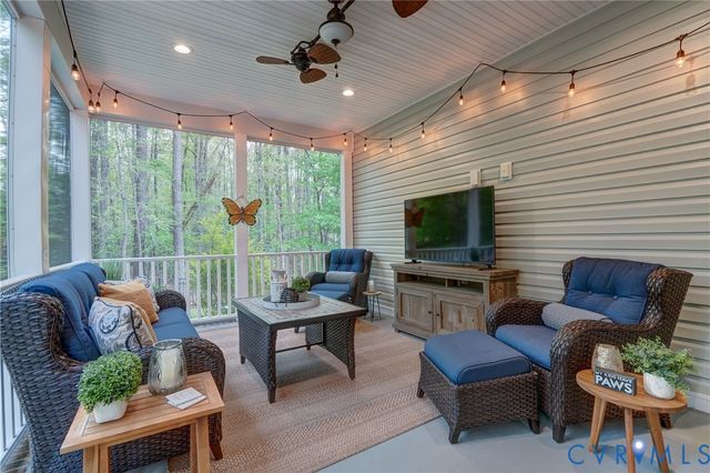 14224 Green Grove Ct, Montpelier, VA 23192