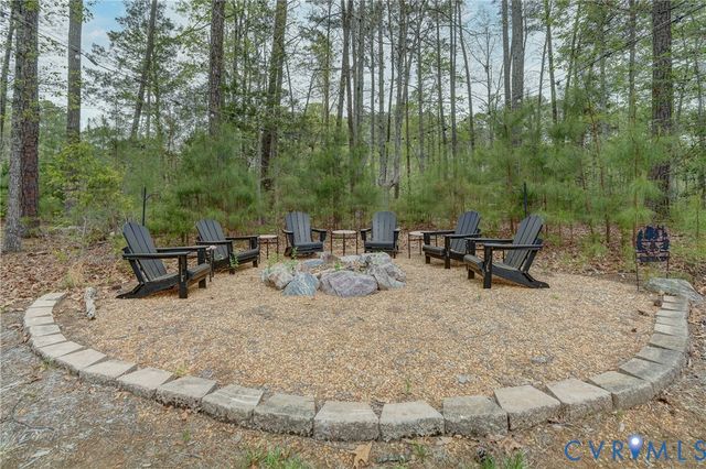 14224 Green Grove Ct, Montpelier, VA 23192