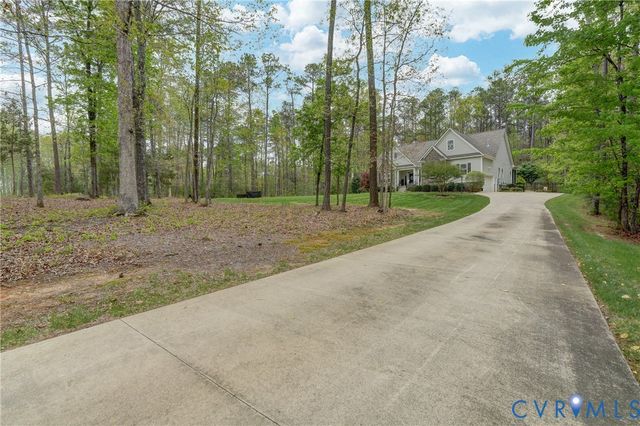 14224 Green Grove Ct, Montpelier, VA 23192