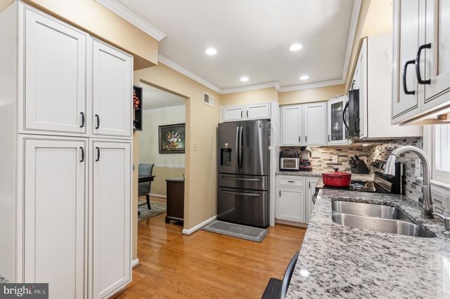 9415 PARK HUNT CT, Springfield, VA 22153