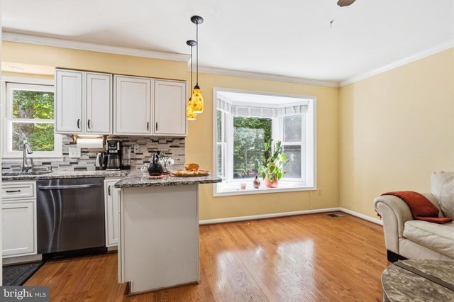 9415 PARK HUNT CT, Springfield, VA 22153