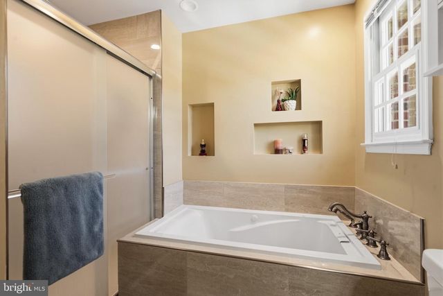 9415 PARK HUNT CT, Springfield, VA 22153