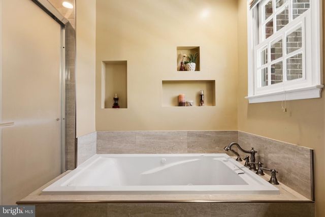 9415 PARK HUNT CT, Springfield, VA 22153