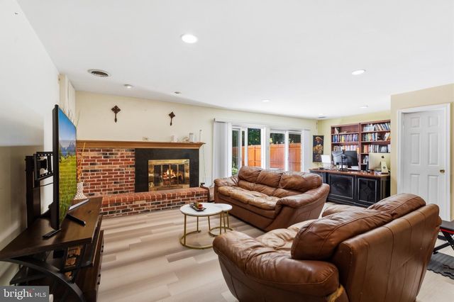 9415 PARK HUNT CT, Springfield, VA 22153