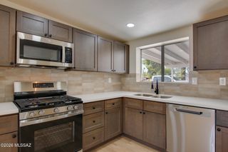 6987 E Lola Place, Tucson, AZ 85730