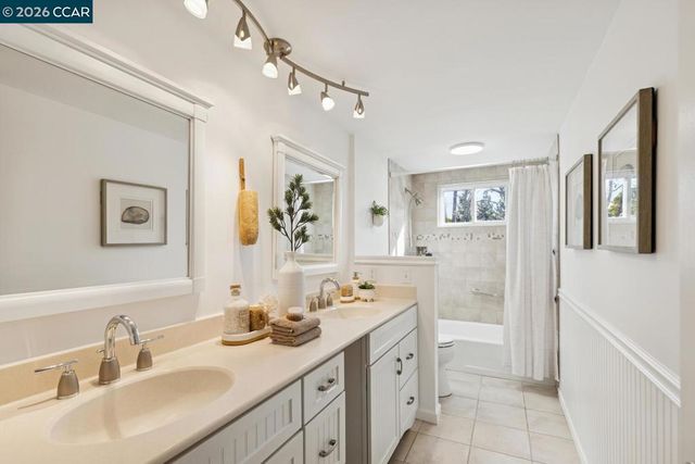 183 Miramonte Dr, Moraga, CA 94556