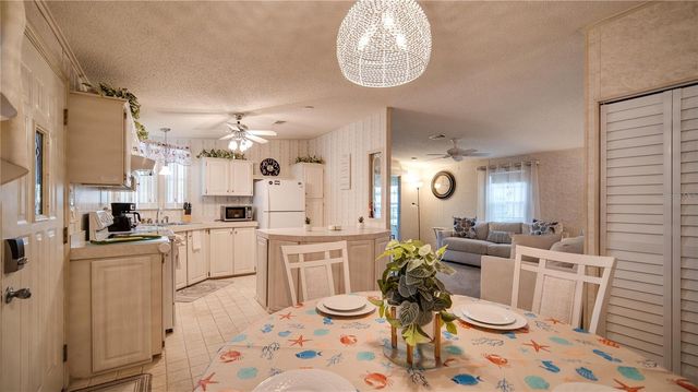 226 DOUGLAS PARK AVENUE, Davenport, FL 33897