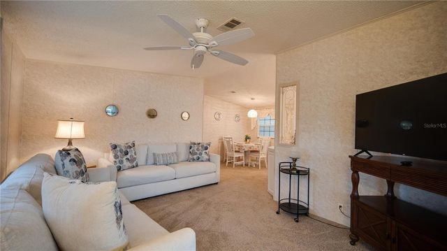 226 DOUGLAS PARK AVENUE, Davenport, FL 33897