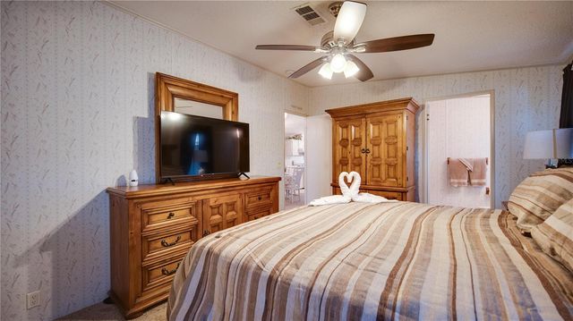 226 DOUGLAS PARK AVENUE, Davenport, FL 33897