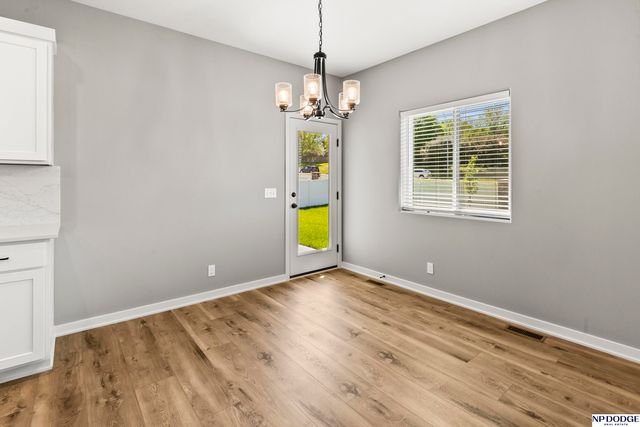 9228 S 71 Avenue, Papillion, NE 68133