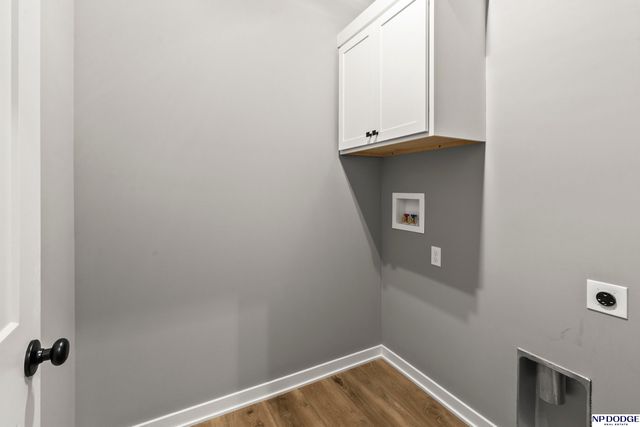 9228 S 71 Avenue, Papillion, NE 68133