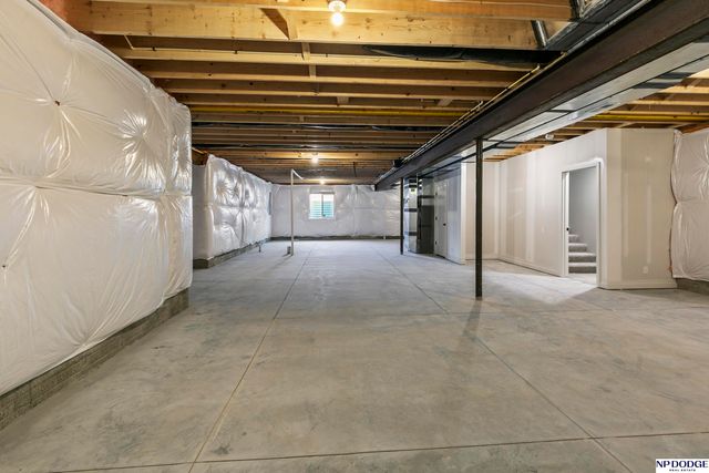 9228 S 71 Avenue, Papillion, NE 68133