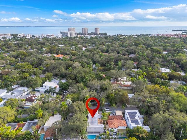 1769 Wa Kee Na Dr, Miami, FL 33133