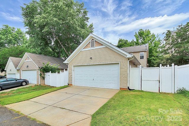 10008 Caldwell Depot Road, Cornelius, NC 28031