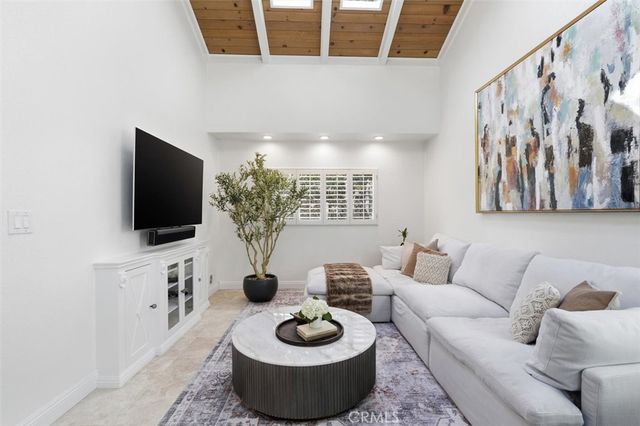 3013 Maple Avenue, Manhattan Beach, CA 90266