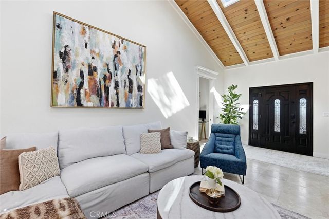 3013 Maple Avenue, Manhattan Beach, CA 90266