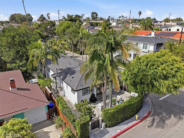 3013 Maple Avenue, Manhattan Beach, CA 90266
