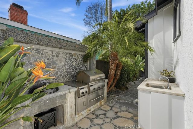 3013 Maple Avenue, Manhattan Beach, CA 90266