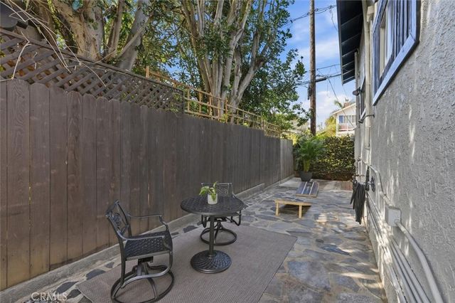 3013 Maple Avenue, Manhattan Beach, CA 90266