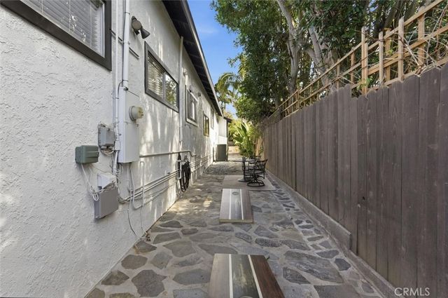 3013 Maple Avenue, Manhattan Beach, CA 90266