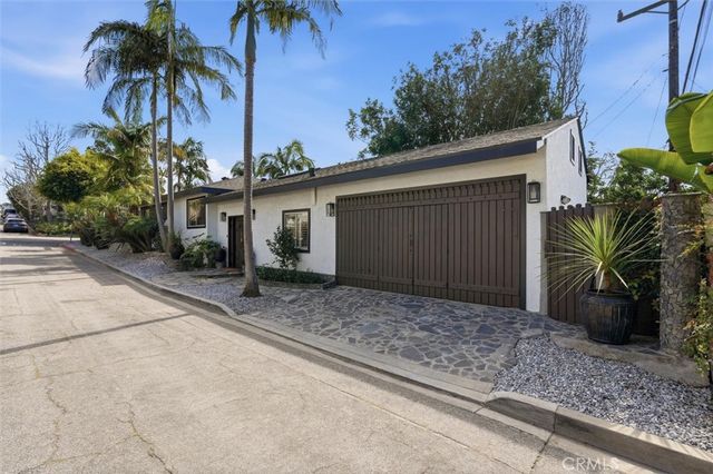 3013 Maple Avenue, Manhattan Beach, CA 90266