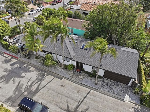 3013 Maple Avenue, Manhattan Beach, CA 90266