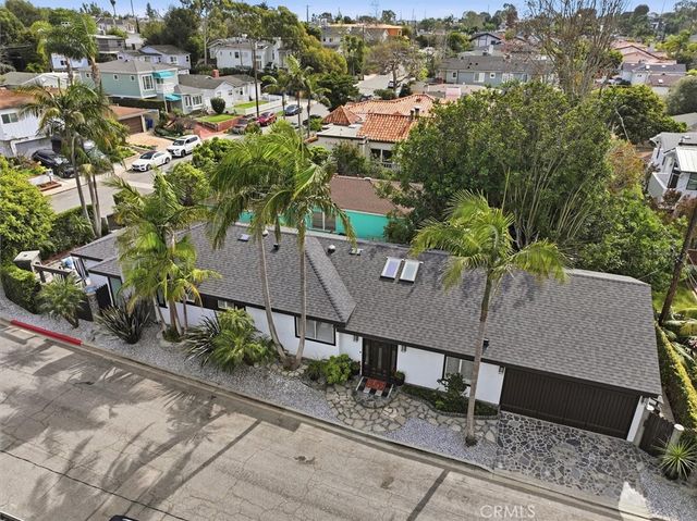 3013 Maple Avenue, Manhattan Beach, CA 90266